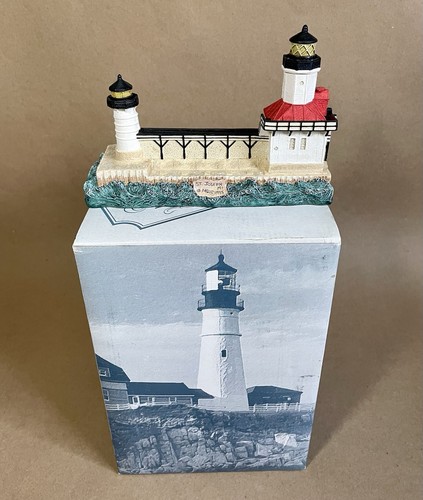 Harbour lights lighthouse - harbour, 411